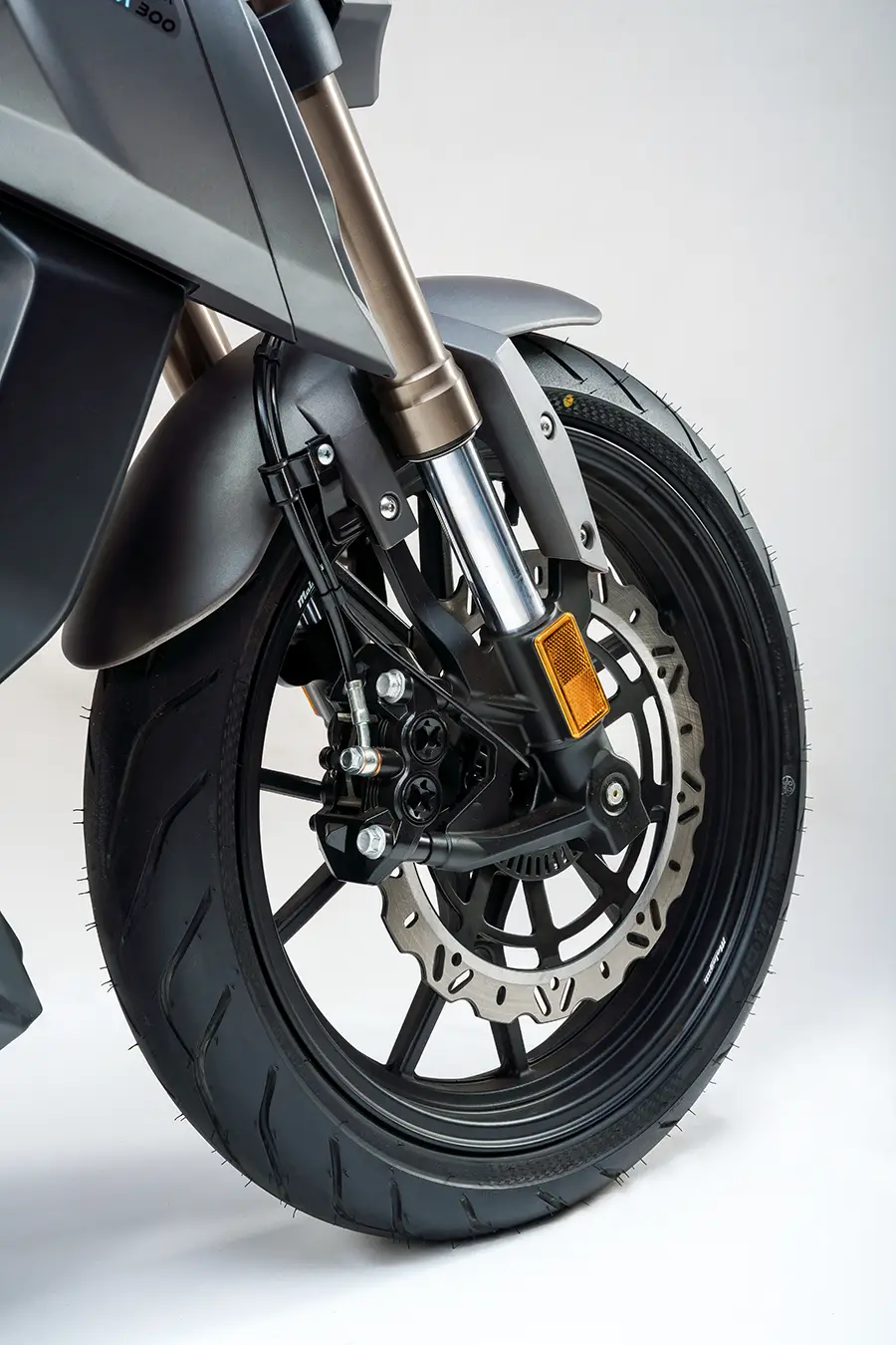modena300-ABS_doble_canal