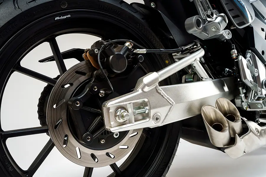 modena300-horquillon_trasero